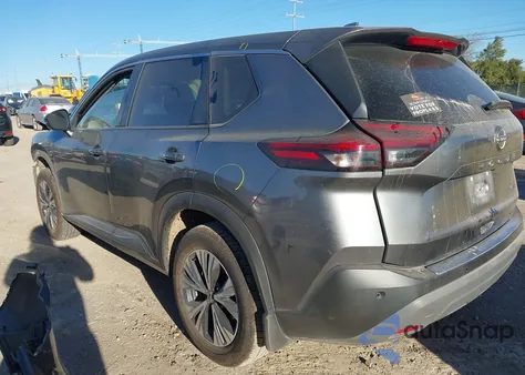 2022 Nissan Rogue Sv Fwd z USA, uszkodzony, nr VIN 5N1BT3BA6NC692757